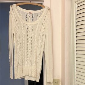 Cream Cable-Knit Women's Sweater - Lightweight Scoop Neck